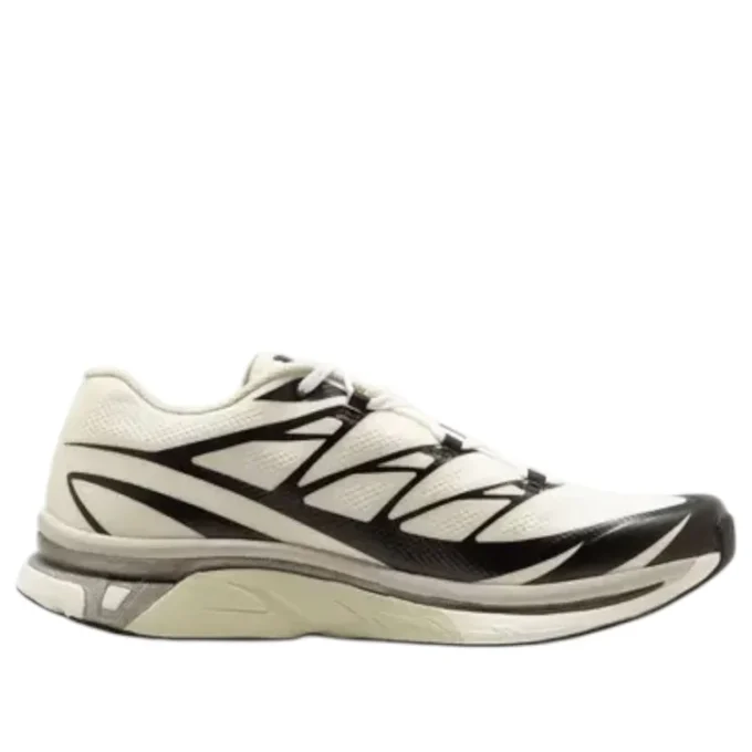 SALOMON x Margiela XT-MM6 « Vanilla Ice Black »