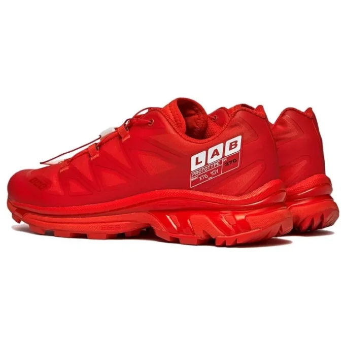 XT-6 10e anniversaire Octobre Rouge XT-6 10e anniversaire Octobre Rouge