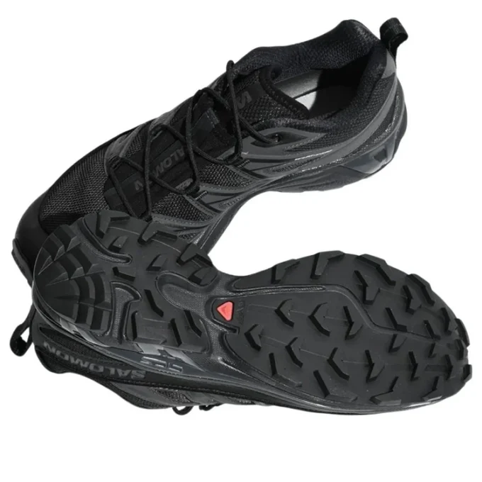 XT-6 Expanse « Triple Black »
